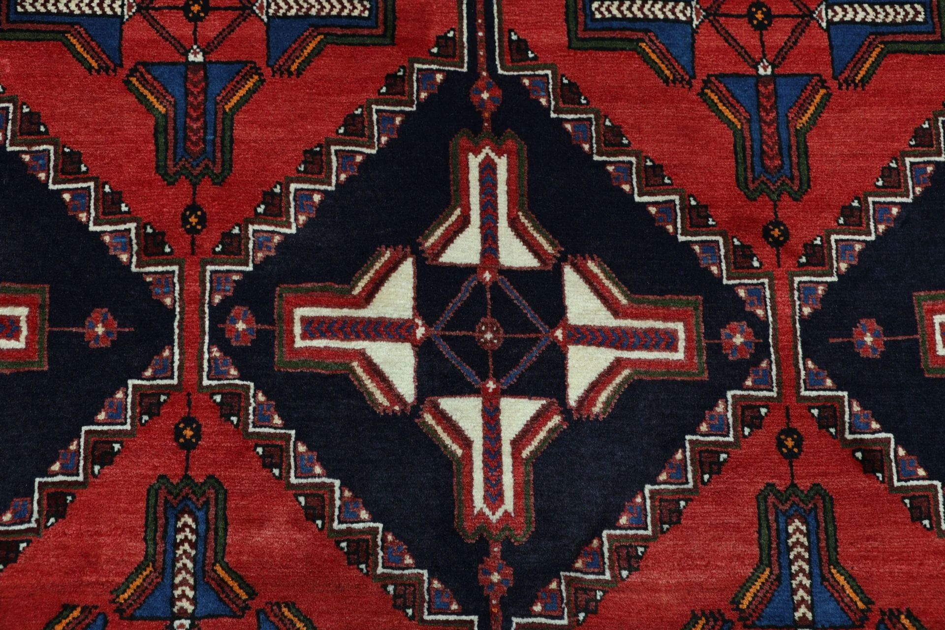 Persian Rug 168 × 222 cm in Wool, hand-knotted - Image 9