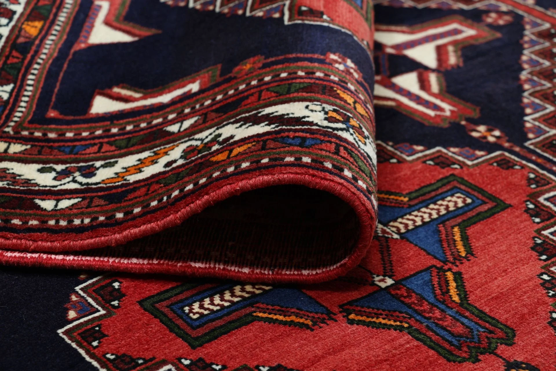 Persian Rug 168 × 222 cm in Wool, hand-knotted - Image 10