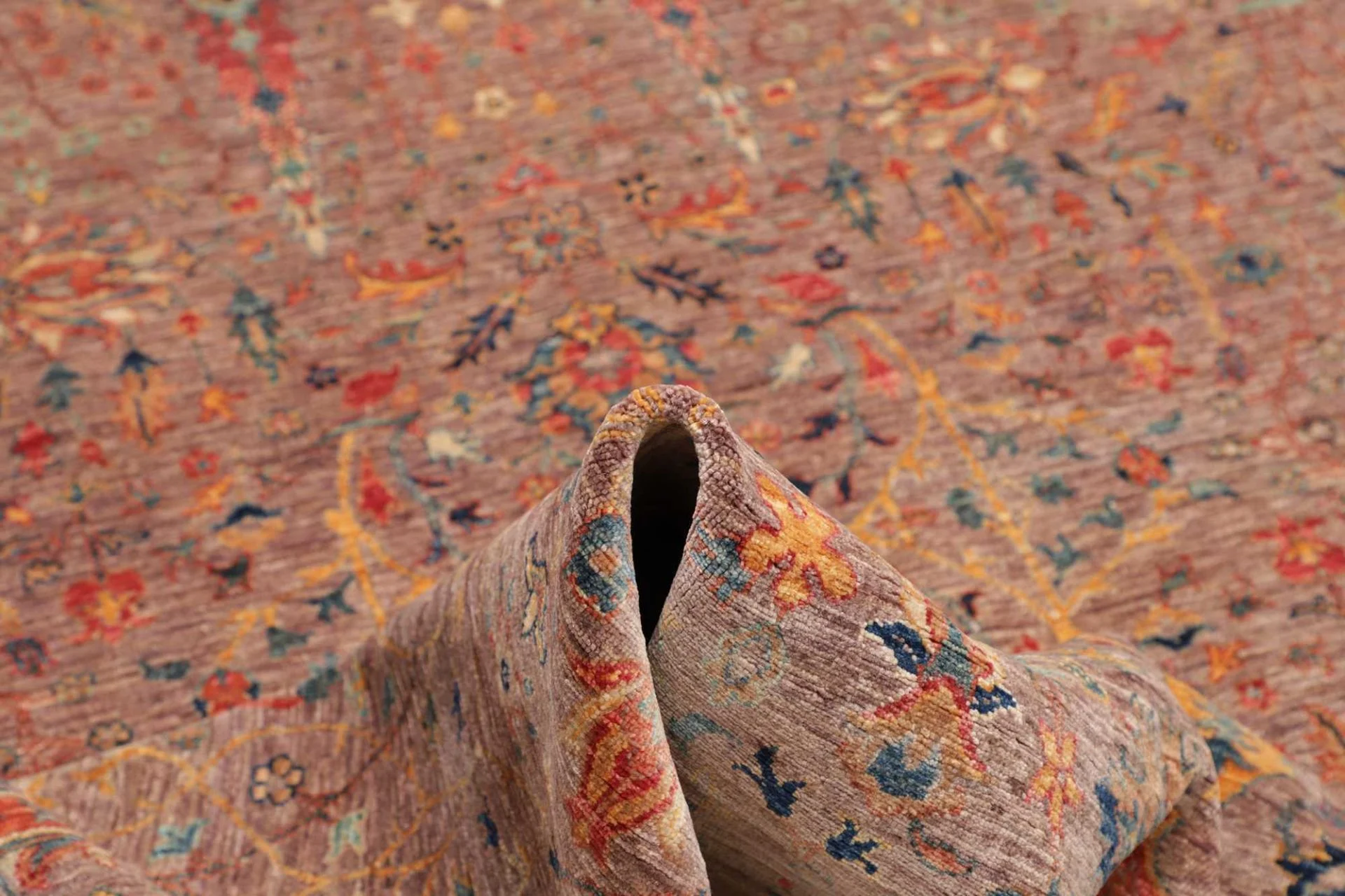 Hand-Knotted Samarkand Pakistani Rug, 197 × 282 cm, Wool - Image 9