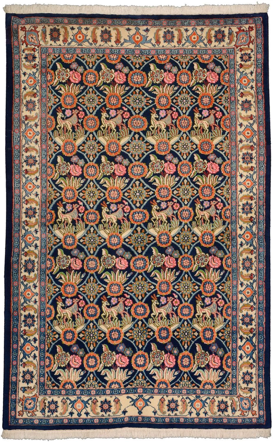 Wool Sarouk Persian Rug 126 × 195 cm, hand-knotted
