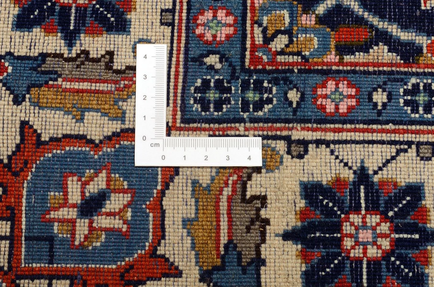 Wool Sarouk Persian Rug 126 × 195 cm, hand-knotted - Image 3