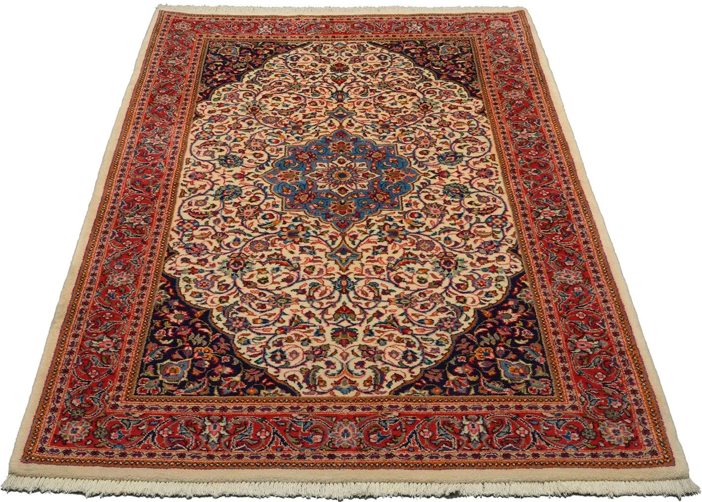 Alternative view of Sarouk Persian Rug 138 × 215 cm in Wool, hand-knotted