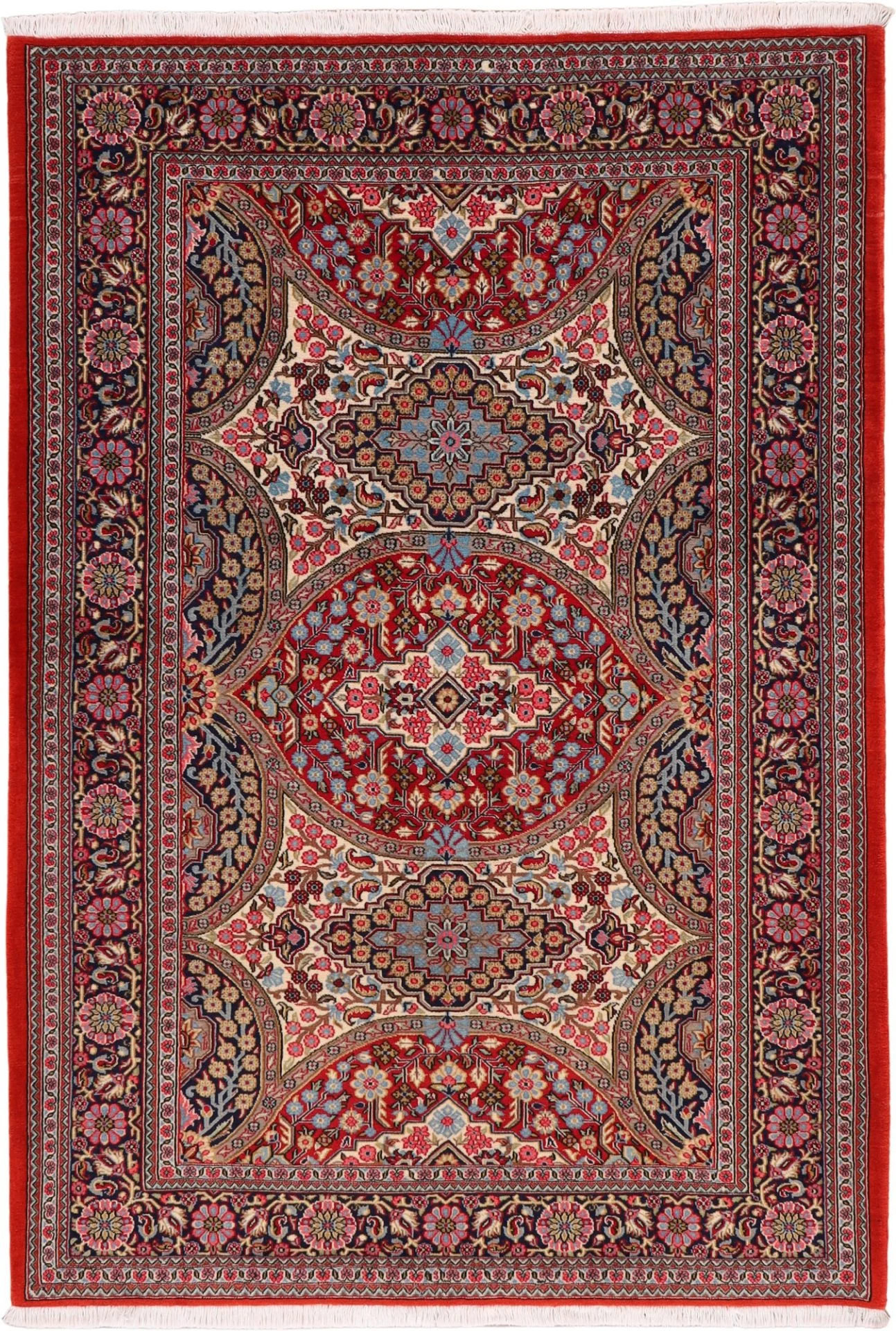 Hand-Knotted Qom Persian Rug, 138 × 200 cm, Wool