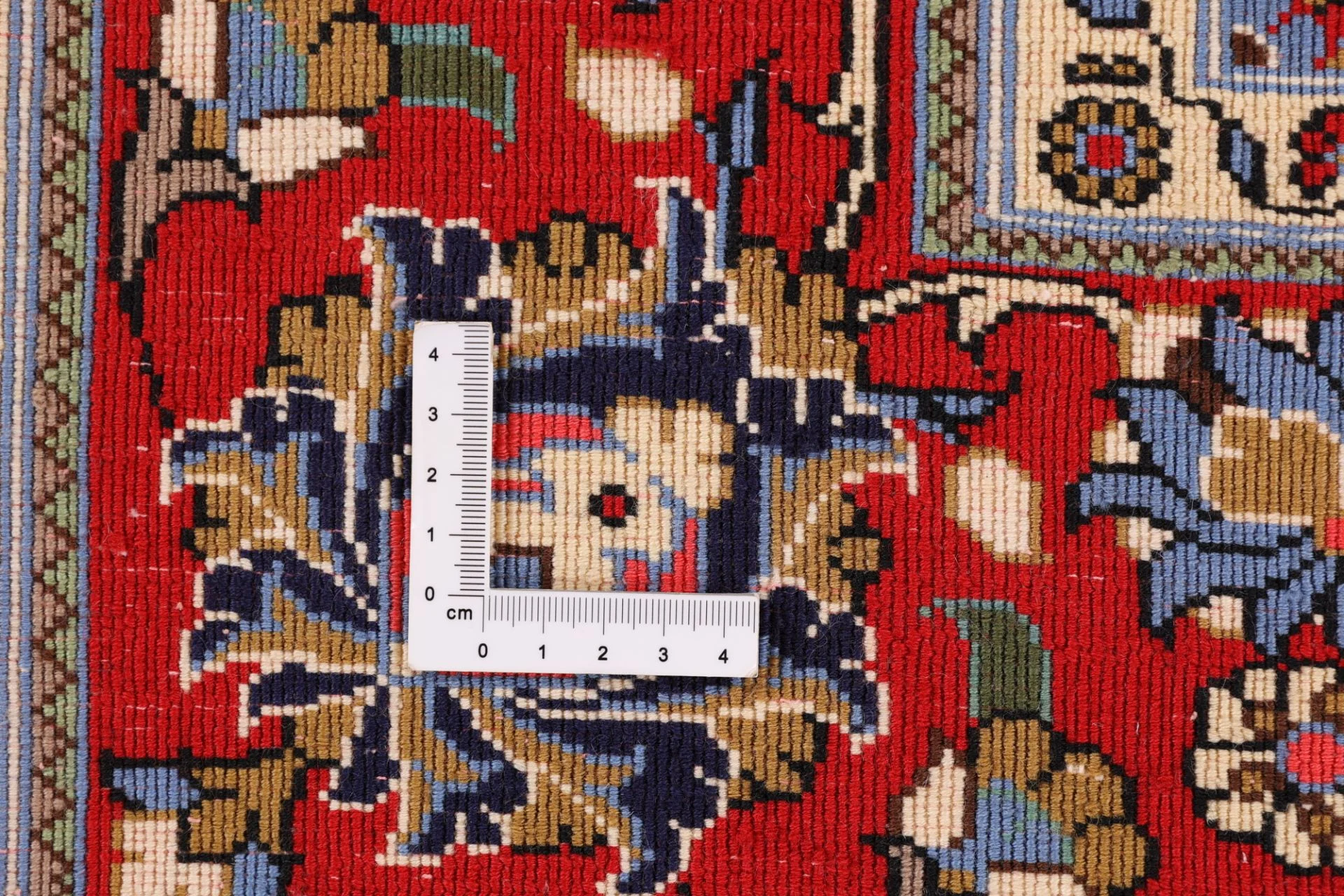 Hand-Knotted Qom Persian Rug, 120 × 186 cm, Wool - Image 9