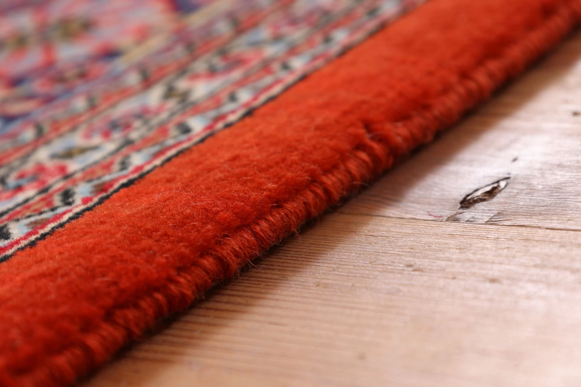 Hand-Knotted Qom Persian Rug, 138 × 200 cm, Wool - Image 6