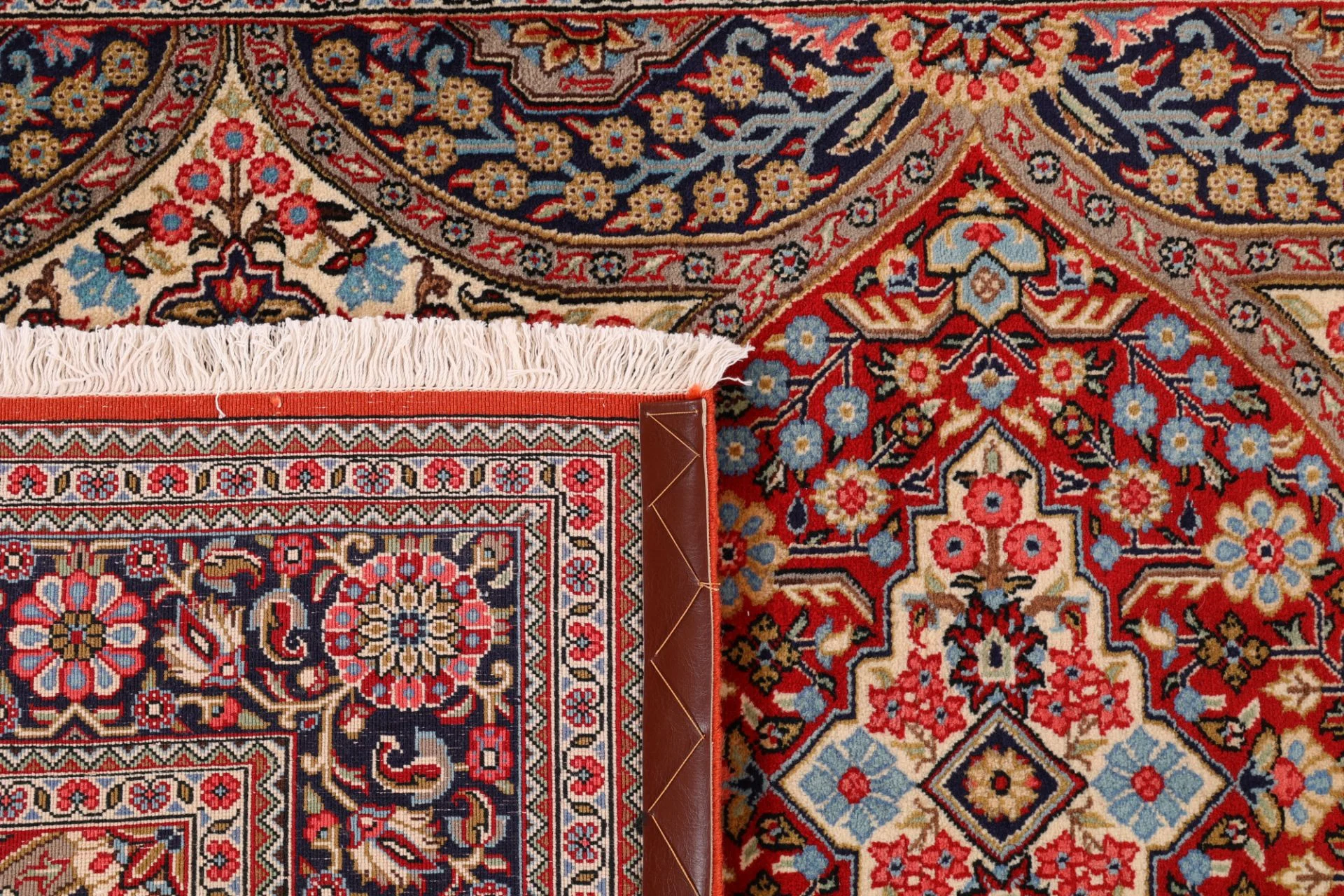 Hand-Knotted Qom Persian Rug, 138 × 200 cm, Wool - Image 7