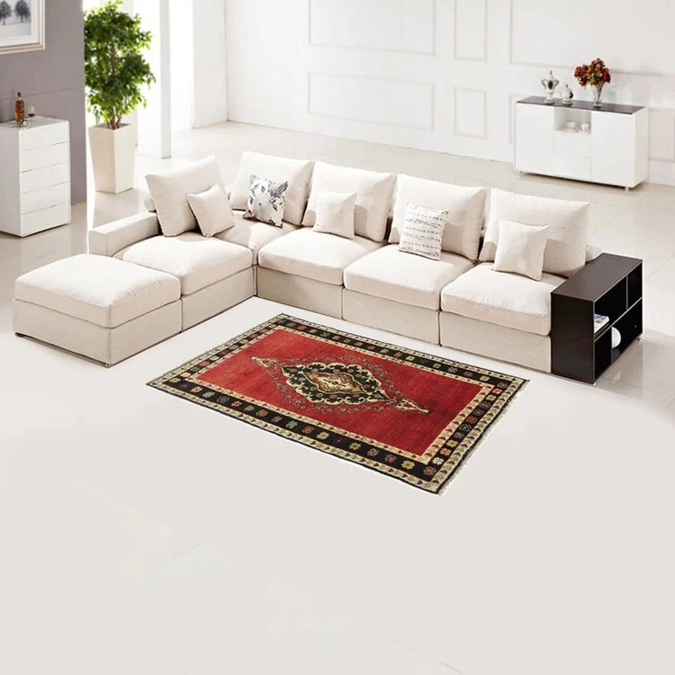 Alternative view of Qashqai Persian Rug 193 × 122 cm in Wool, hand-knotted