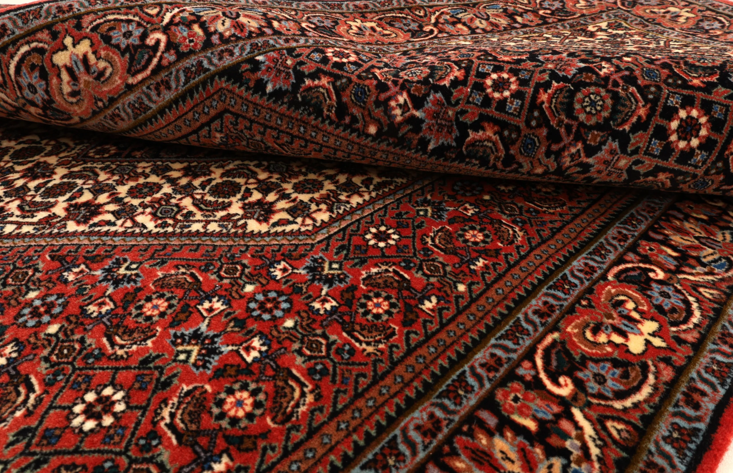 Hand-Knotted Bijar Persian Rug, 185 × 109 cm, Wool - Image 10