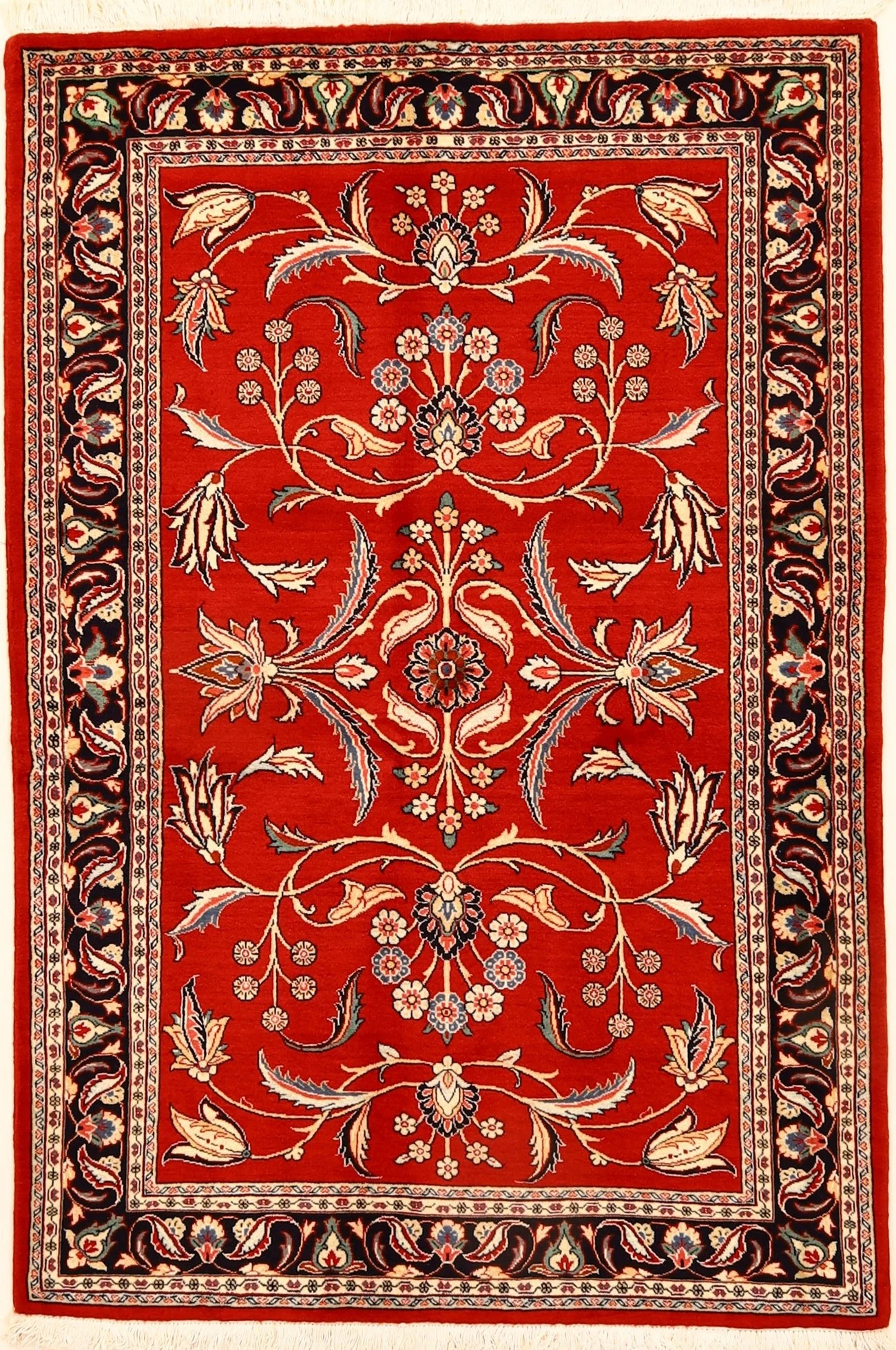 Wool Sarouk Persian Rug 203 × 137 cm, hand-knotted