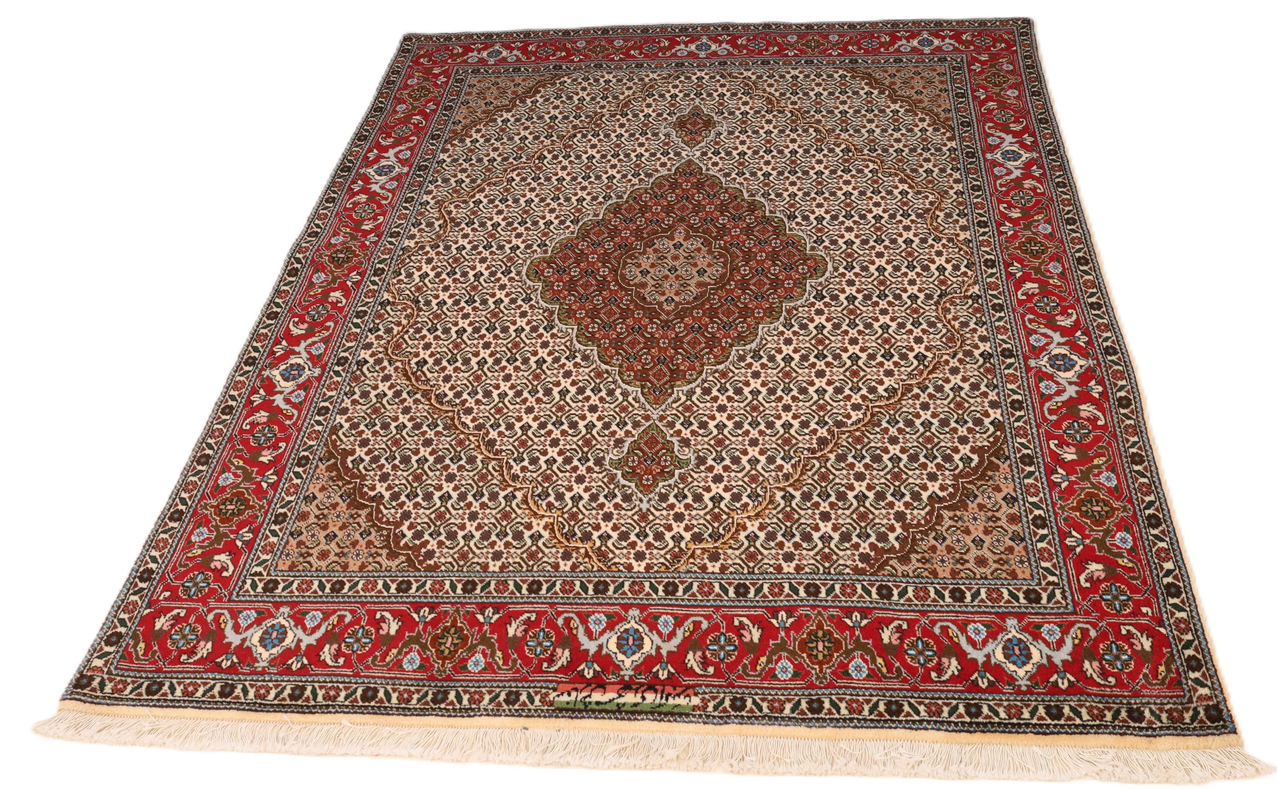 Alternative view of Tabriz Persian Rug 201 × 152 cm in Wool, hand-knotted
