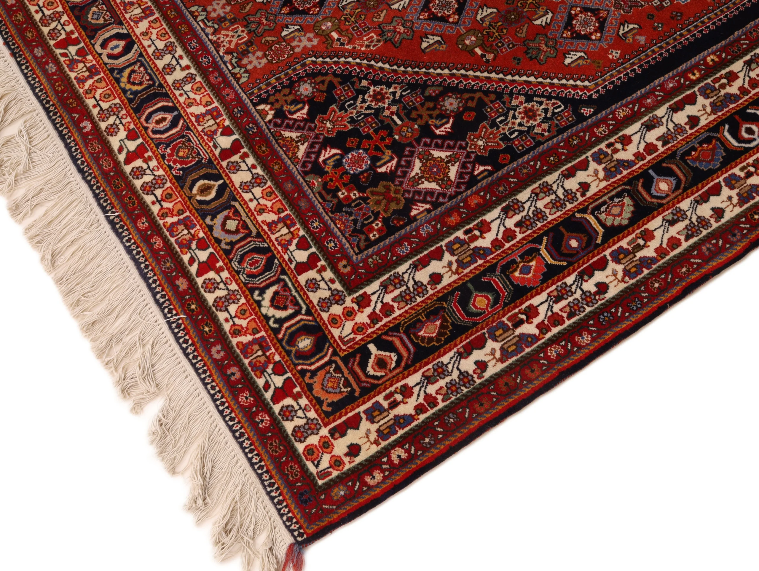 Qashqai Persian Rug 207 × 130 cm in Wool, hand-knotted - Image 7