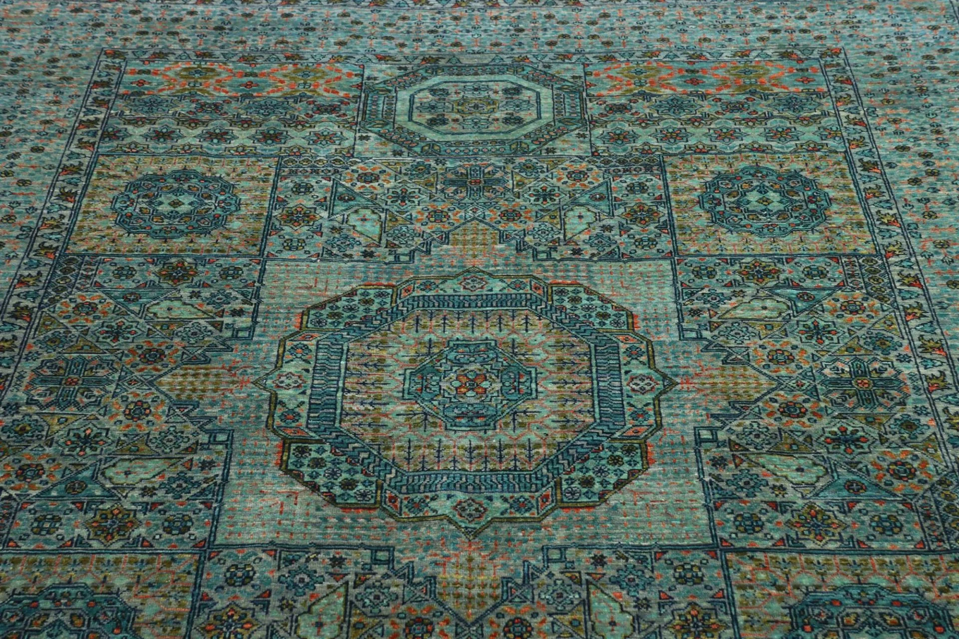 Wool Mamluk Pakistani Rug 169 × 232 cm, hand-knotted - Image 9