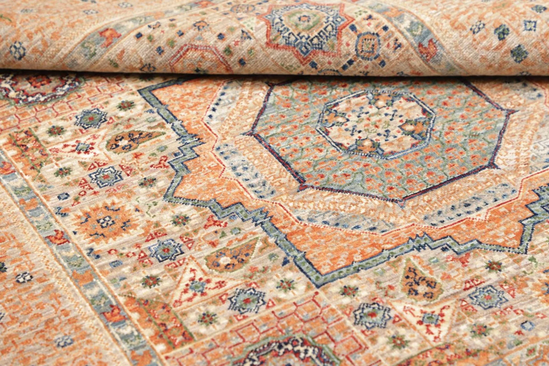 Hand-Knotted Mamluk Pakistani Rug, 124 × 179 cm, Wool - Image 10