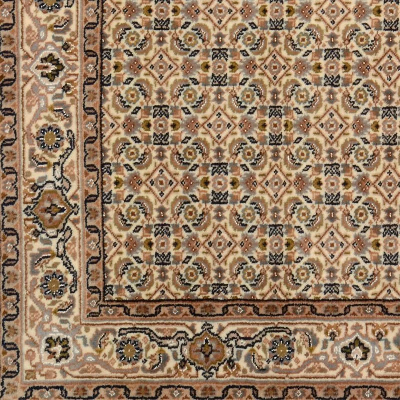 Bijar Indian Rug 121 × 183 cm in Wool & Silk, hand-knotted - Image 4