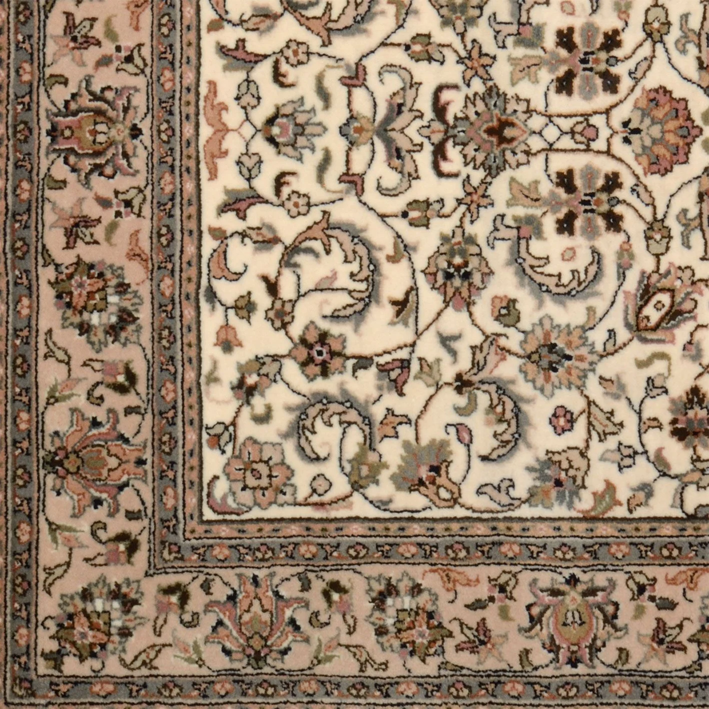 Hand-Knotted Isfahan Indian Rug, 119 × 182 cm, Wool - Image 4