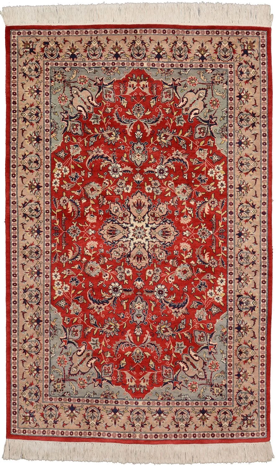 Isfahan Pakistani Rug 132 × 208 cm in Wool, hand-knotted