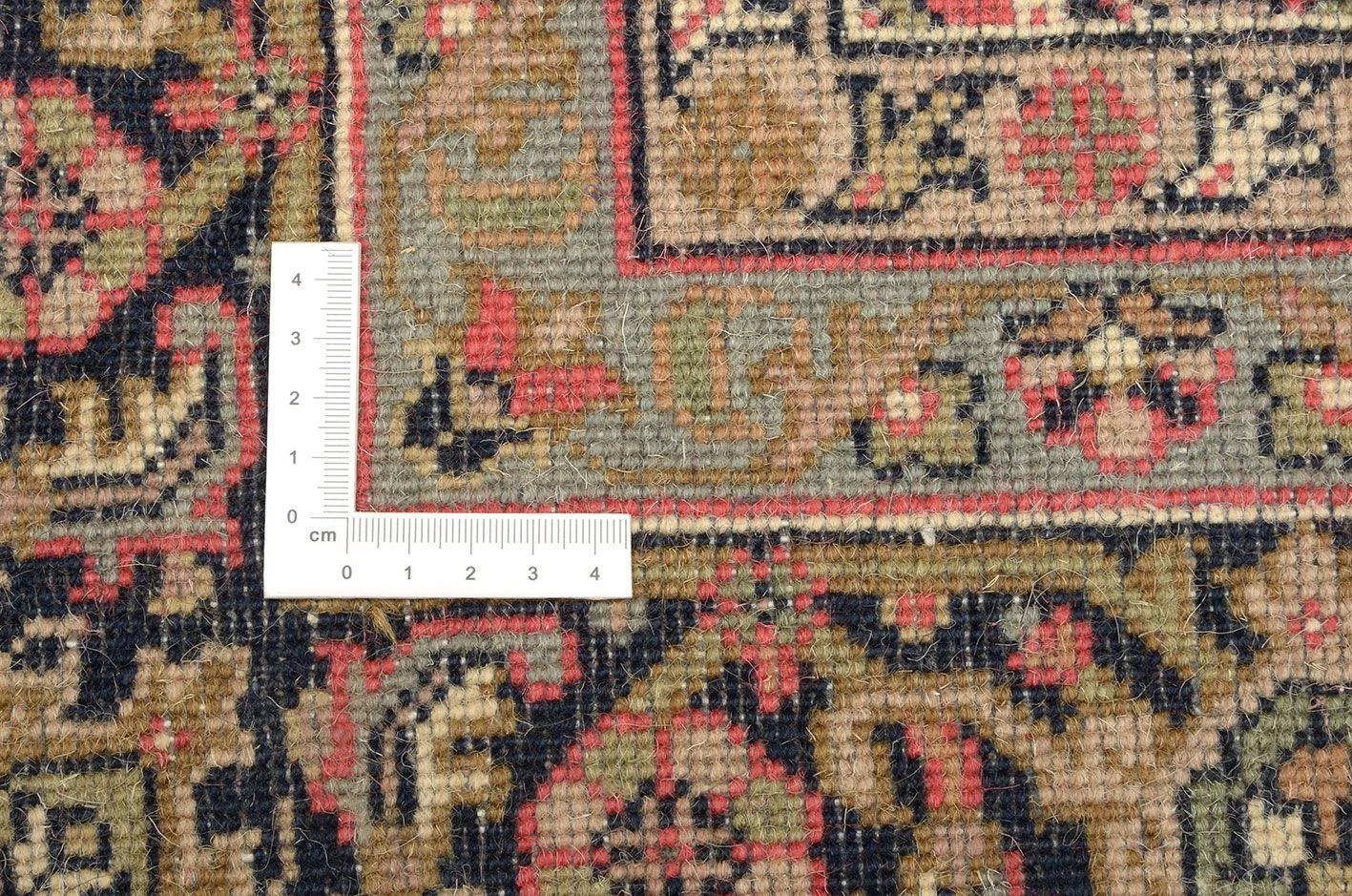 Wool Bijar Indian Rug 166 × 244 cm, hand-knotted - Image 3