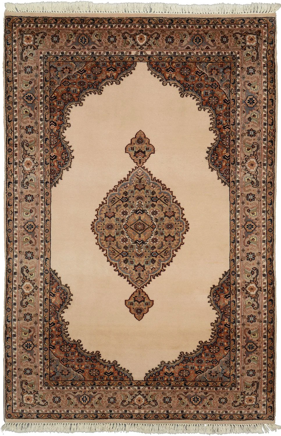 Hand-Knotted Kerman Indian Rug, 122 × 188 cm, Wool