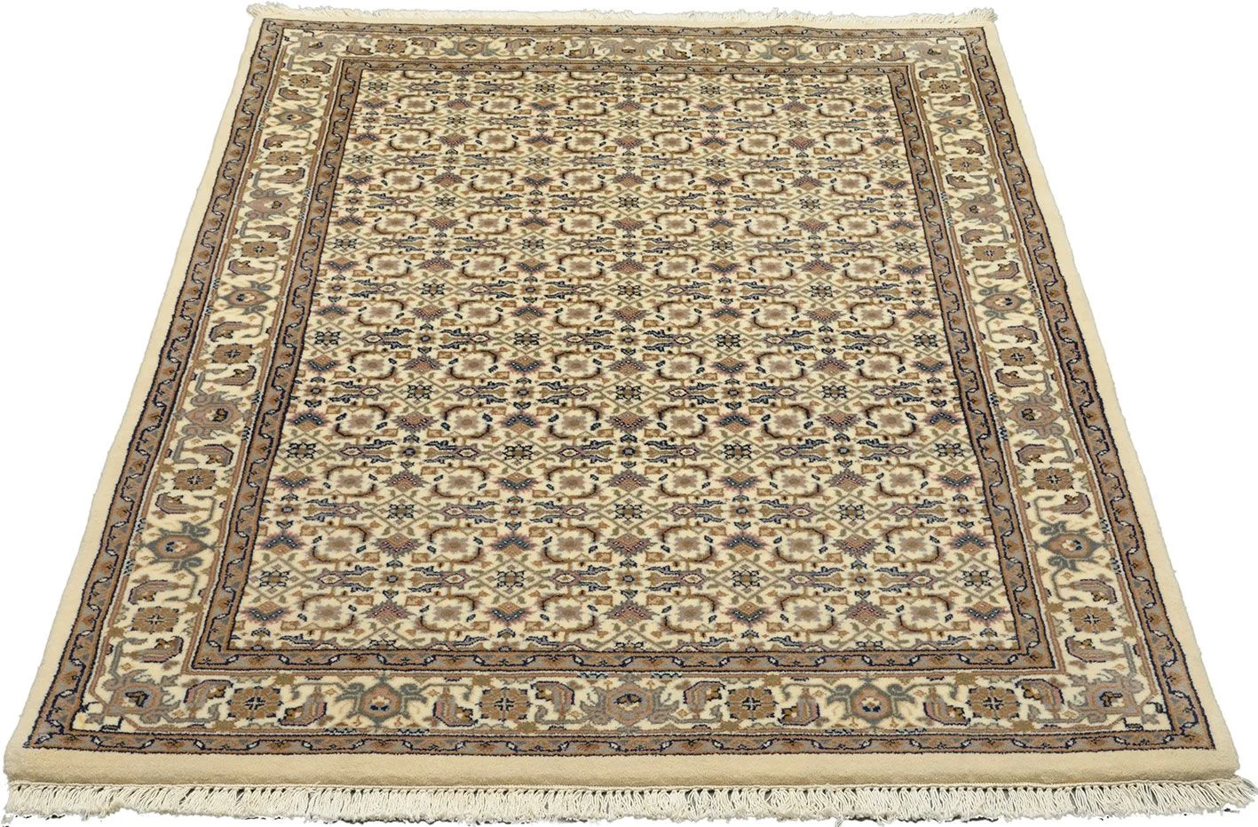 Alternative view of Bijar Indian Rug 124 × 183 cm in Wool, hand-knotted