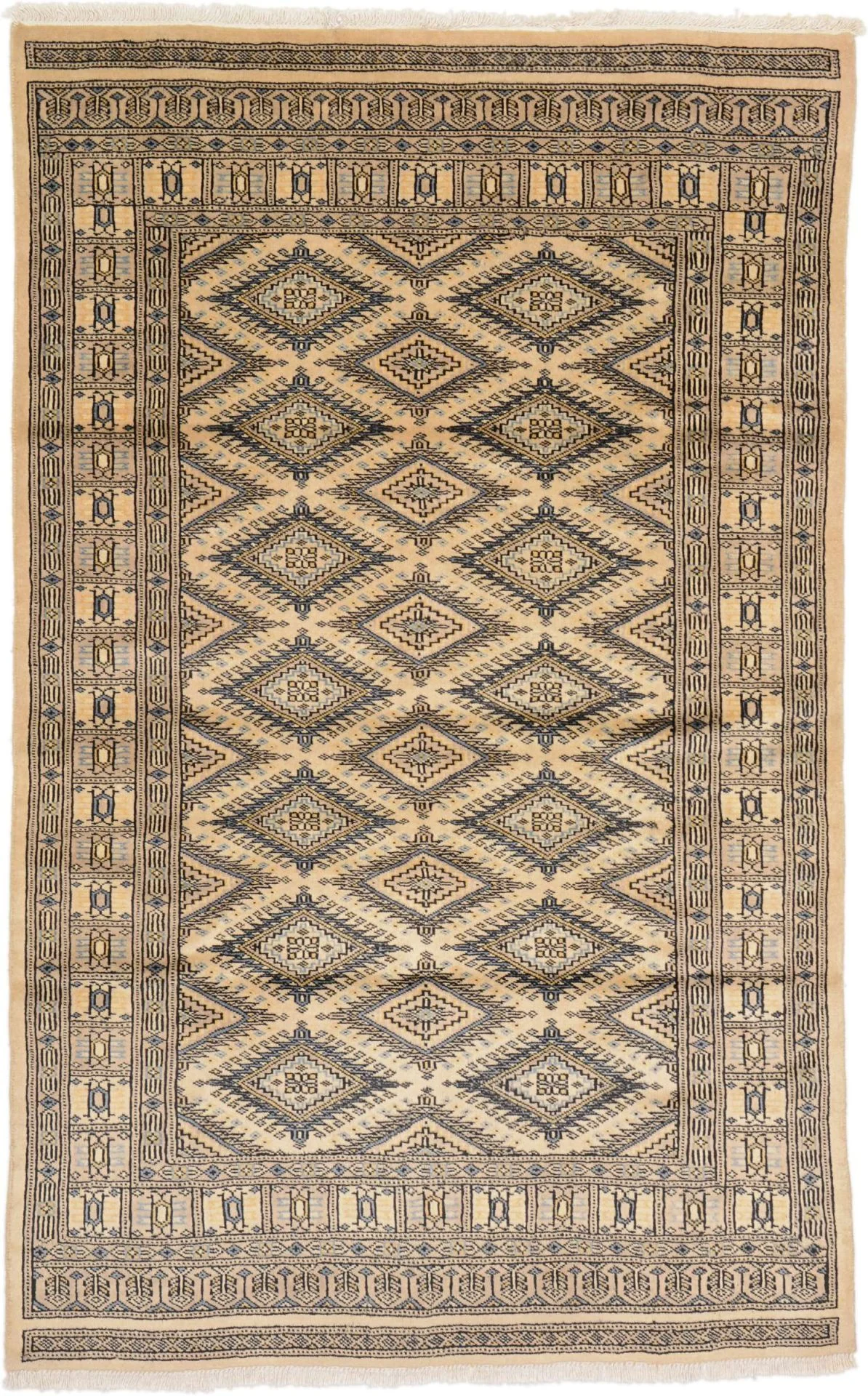 Wool Pakistani Rug 118 × 190 cm, hand-knotted