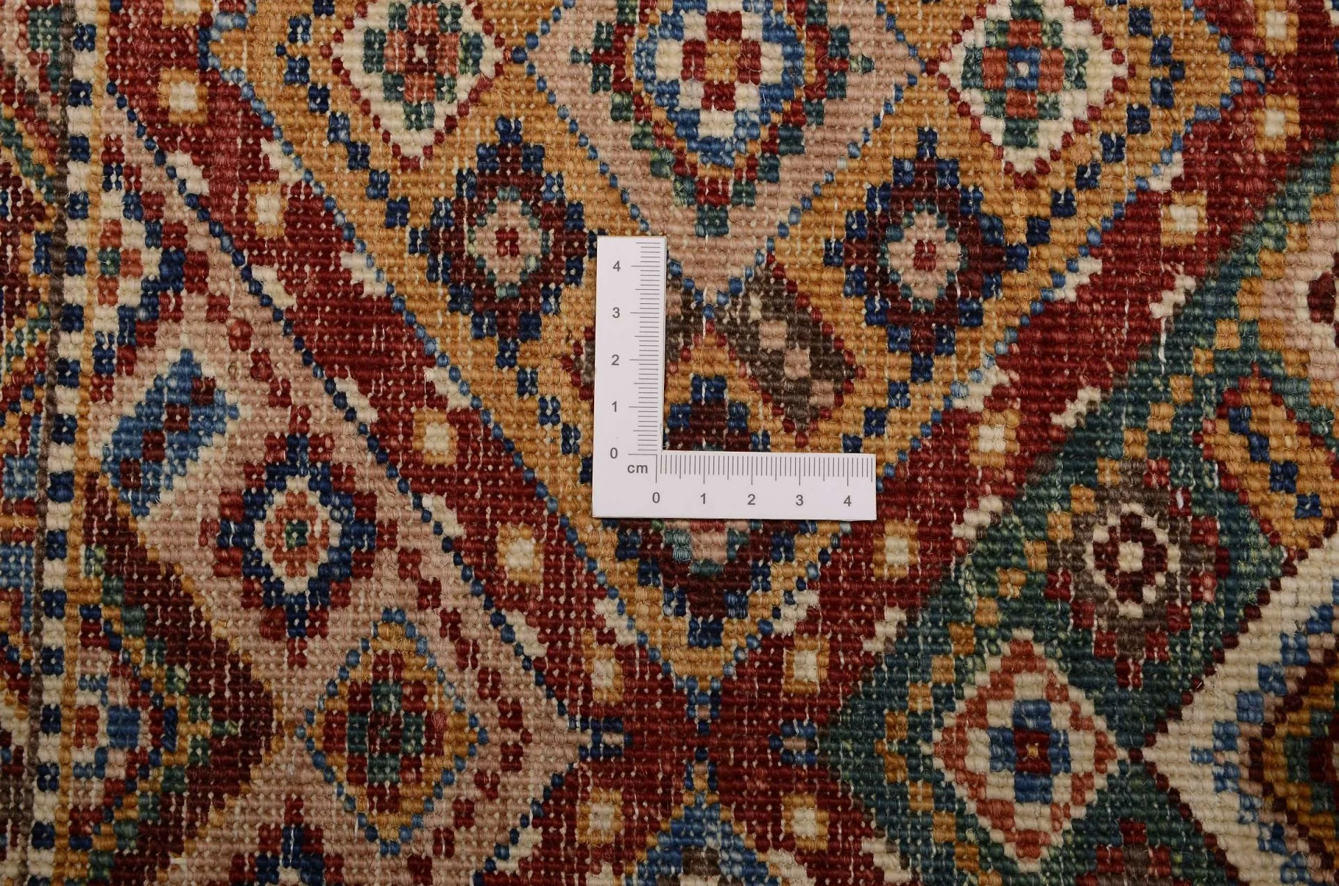 Hand-Knotted Samarkand Pakistani Rug, 124 × 189 cm, Wool - Image 3