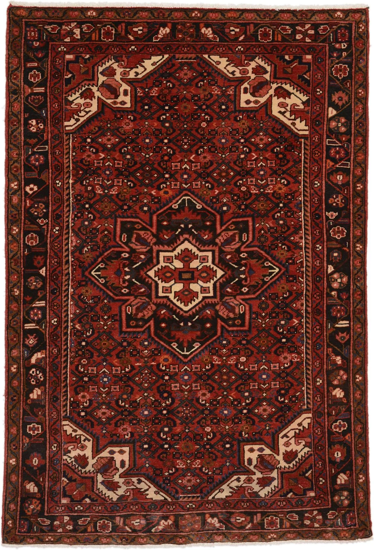 Persian Rug 151 × 226 cm in Wool, hand-knotted