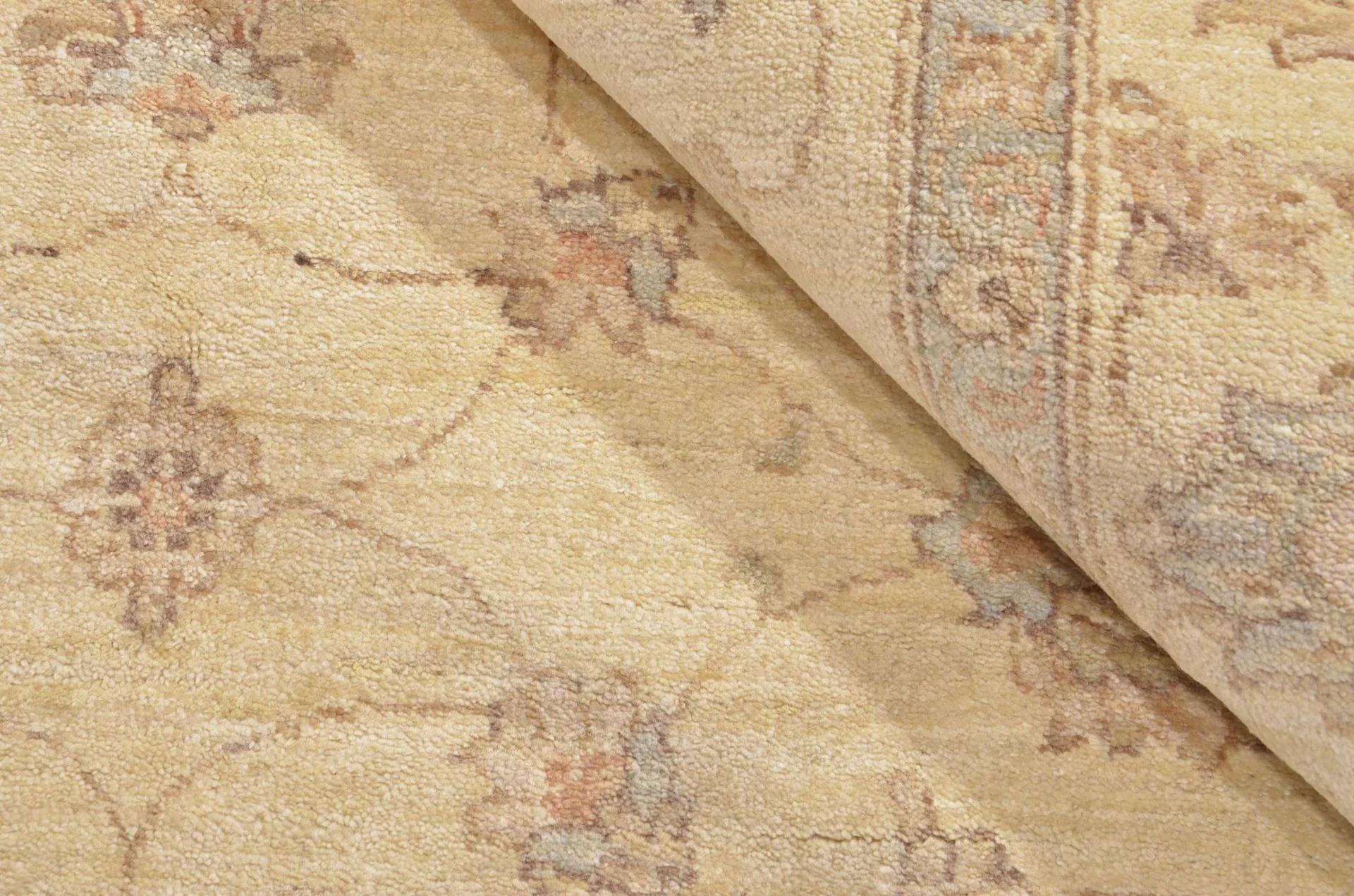 Wool Ziegler Afghan Rug 170 × 234 cm, hand-knotted - Image 4