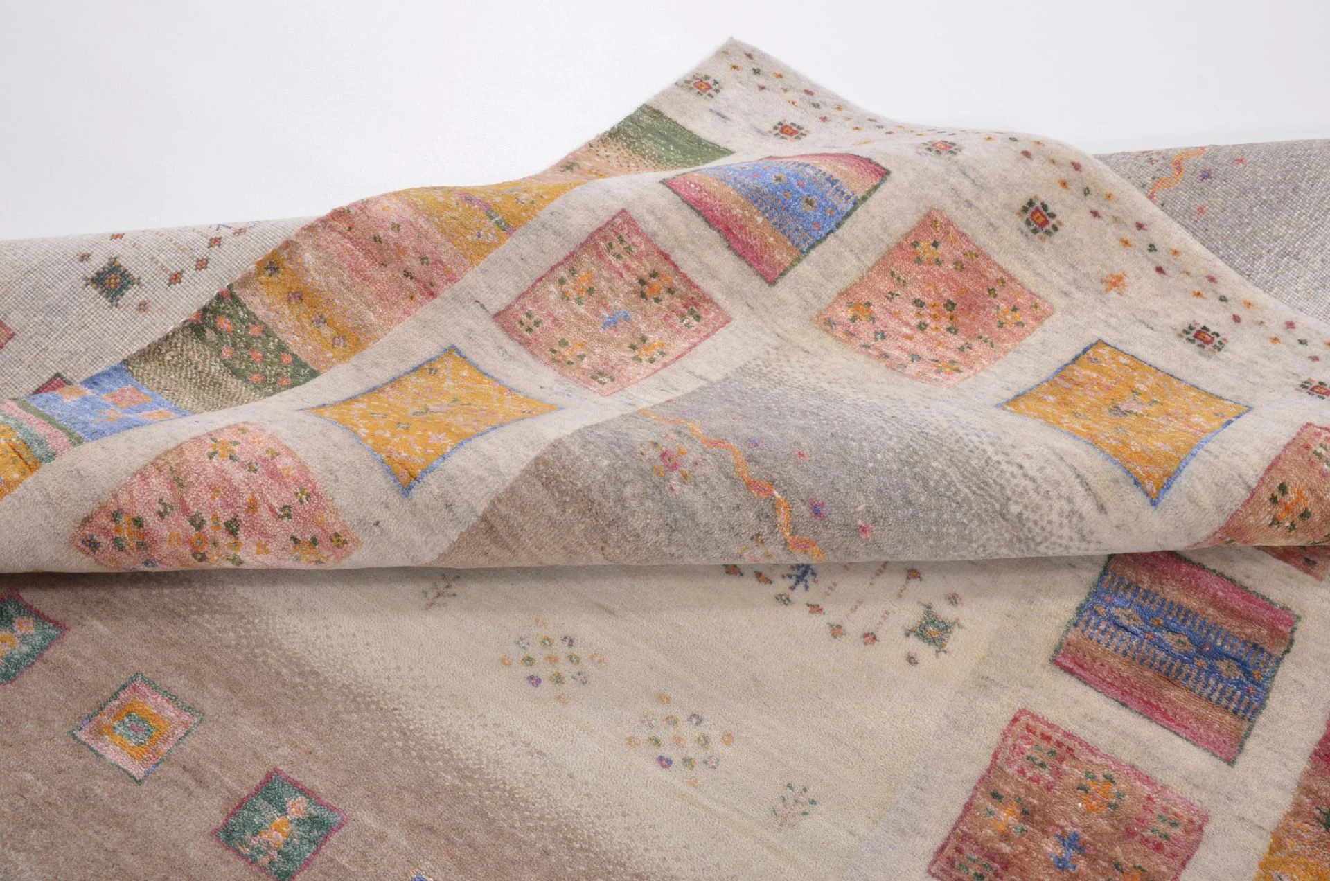 Hand-Knotted Loribaft Indian Rug, 156 × 209 cm, Wool & Silk - Image 4