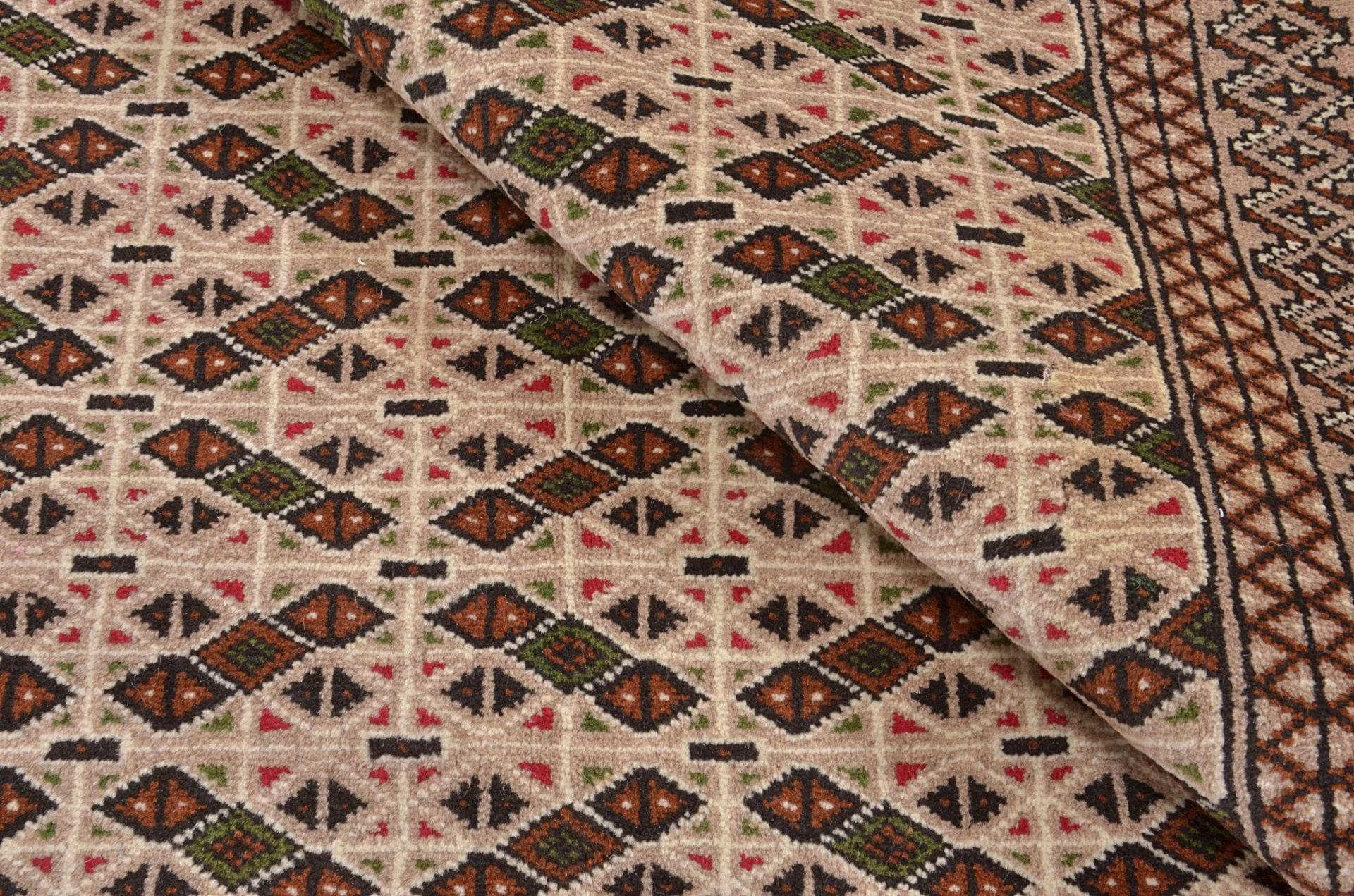 Wool Pakistani Rug 134 × 189 cm, hand-knotted - Image 5