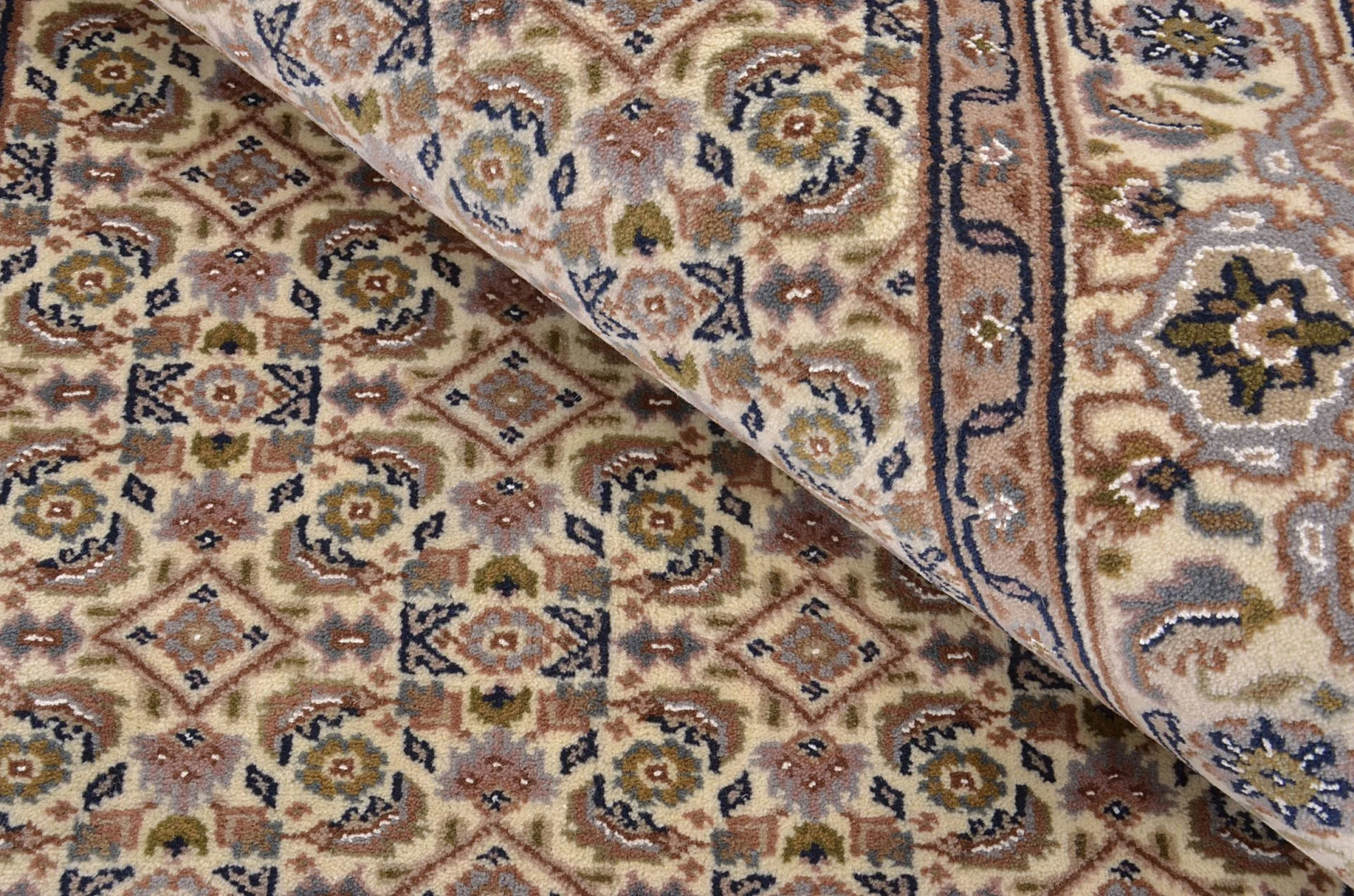 Hand-Knotted Tabriz Indian Rug, 122 × 177 cm, Wool - Image 5