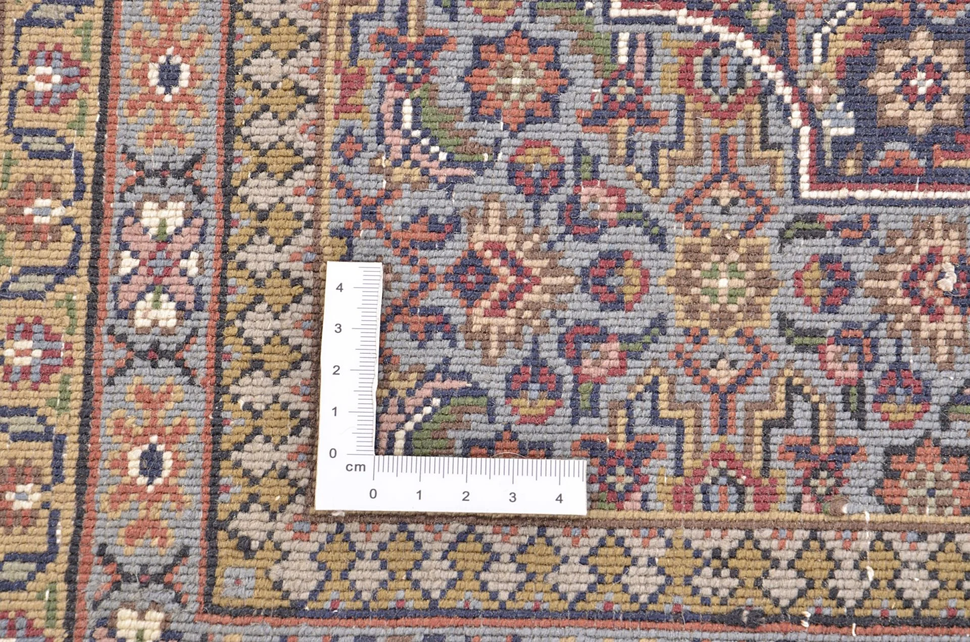 Wool Tabriz Indian Rug 168 × 215 cm, hand-knotted - Image 4