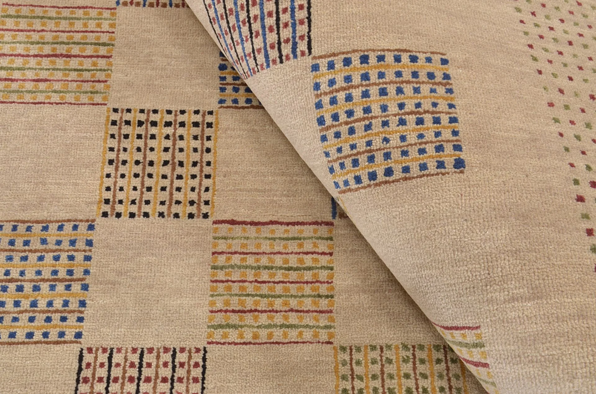 Loribaft Indian Rug 140 × 207 cm in Wool, hand-knotted - Image 5