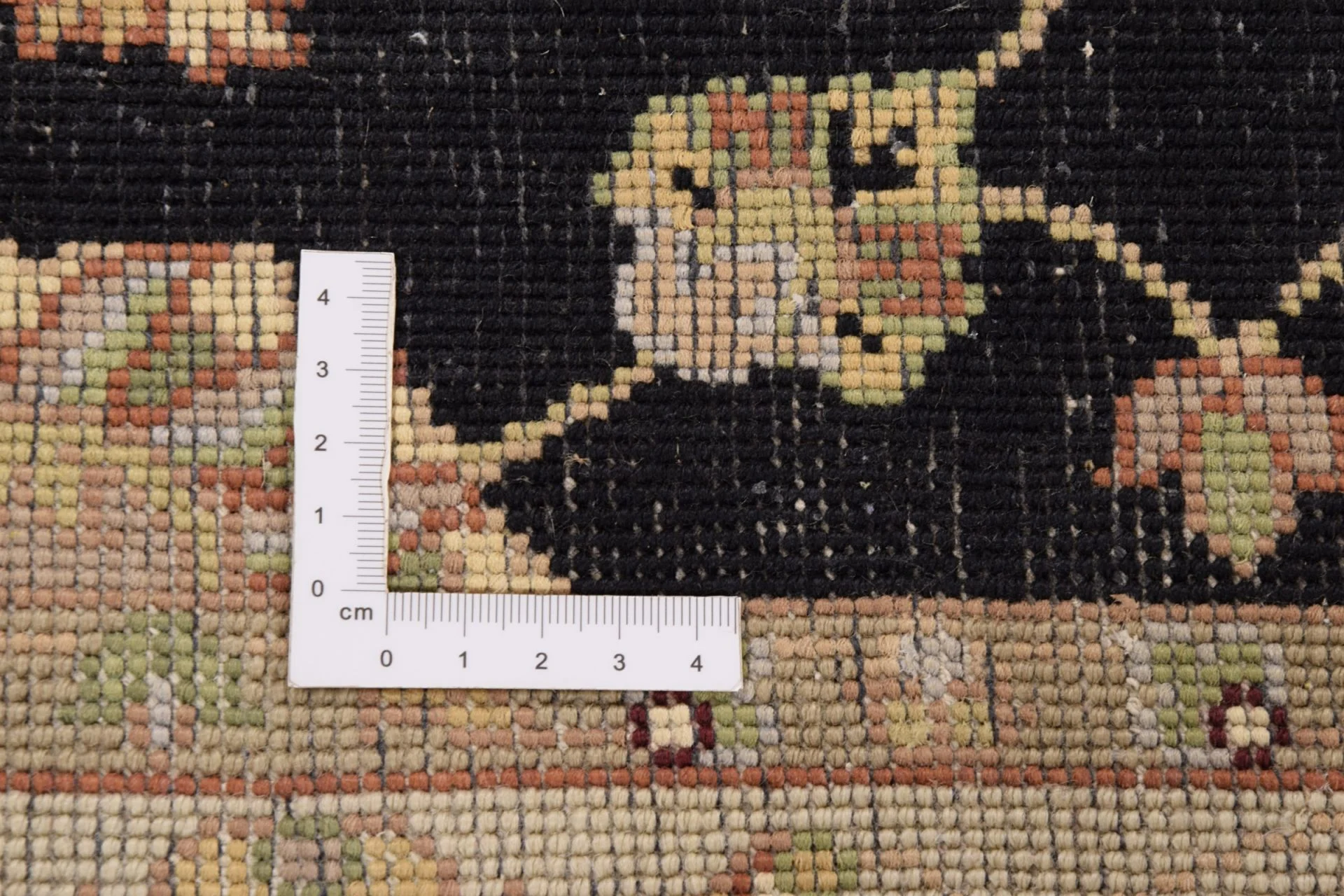 Hand-Knotted Tabriz Indian Rug, 83 × 305 cm - Image 3