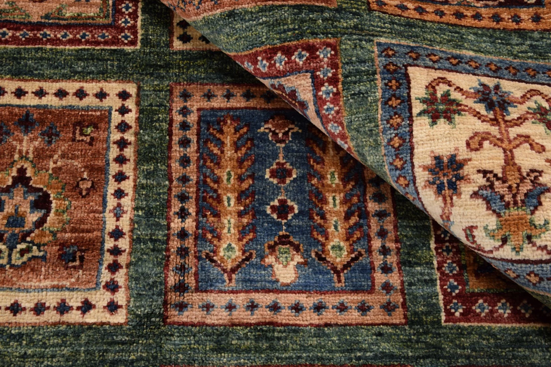 Samarkand Pakistani Rug 159 × 228 cm in Wool, hand-knotted - Image 6