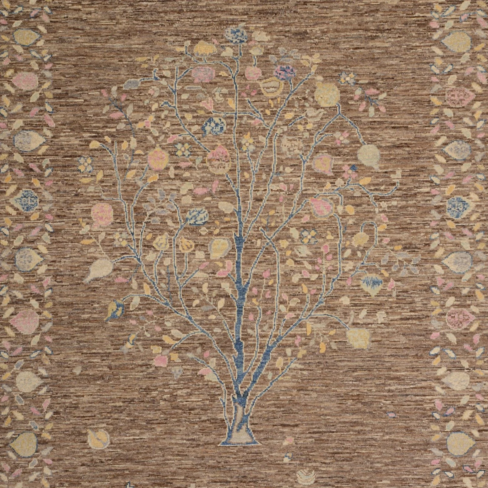 Alternative view of Hand-Knotted Samarkand Pakistani Rug, 151 × 204 cm, Wool