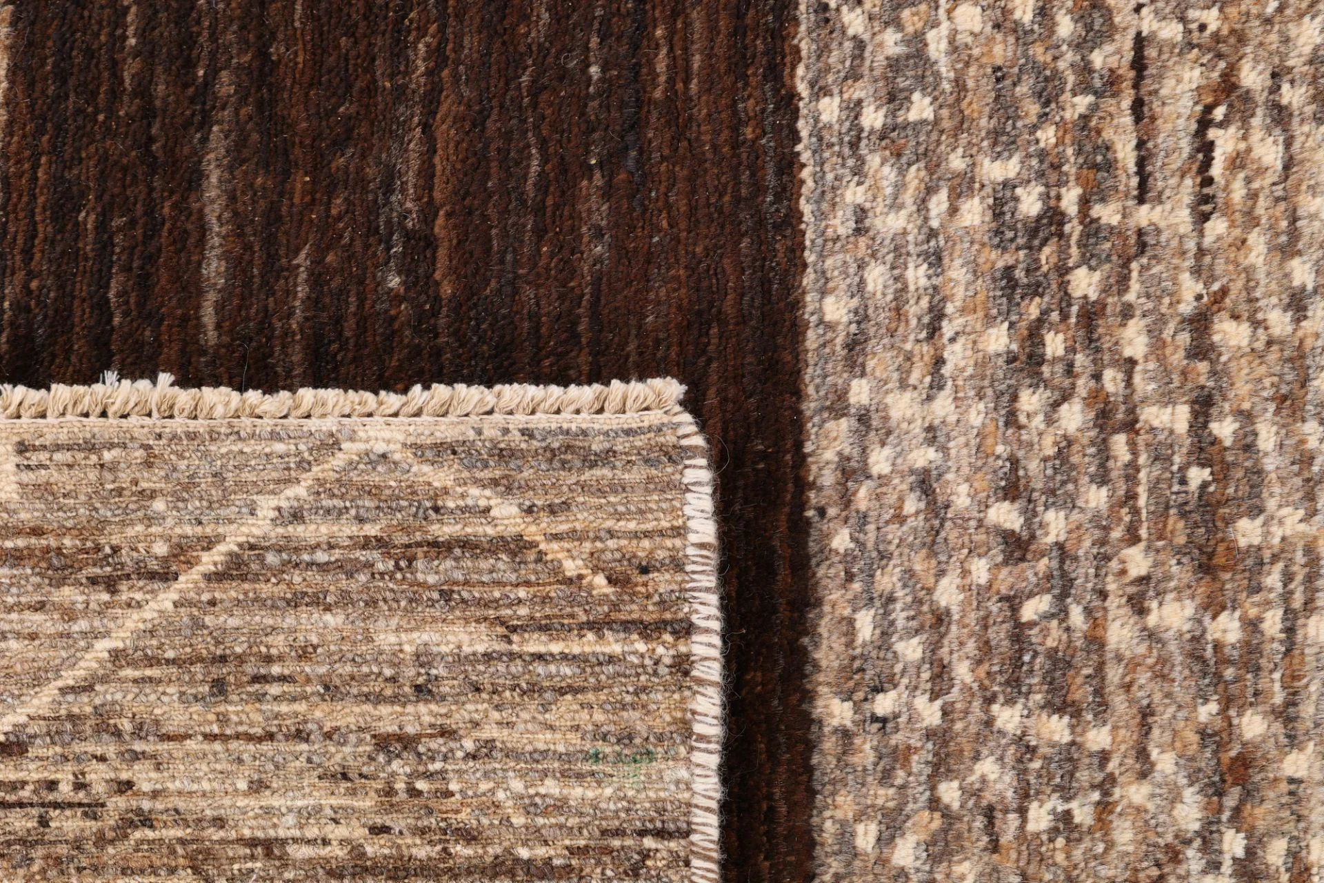 Gabbeh Pakistani Rug 207 × 242 cm in Wool, hand-knotted - Image 7