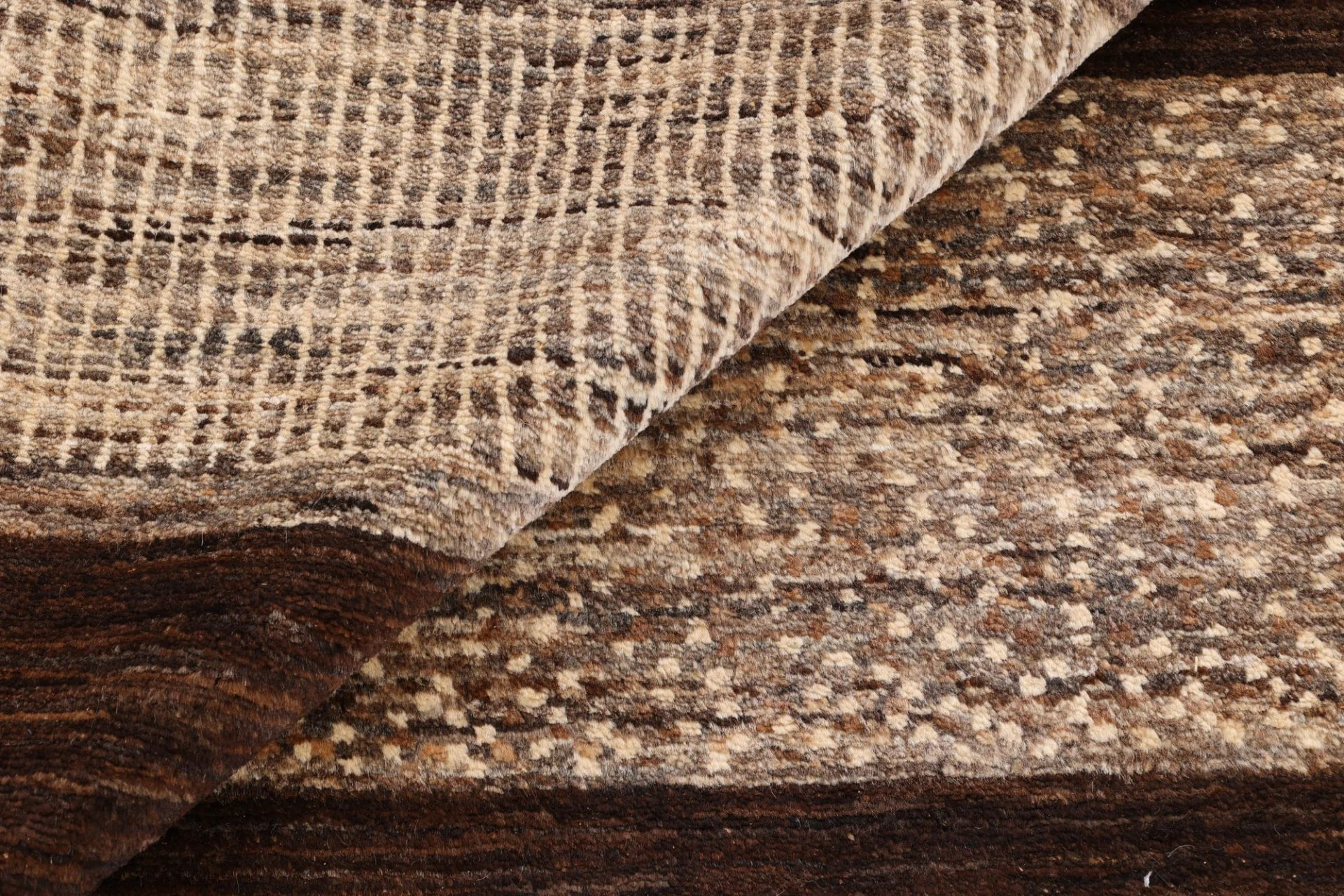Gabbeh Pakistani Rug 207 × 242 cm in Wool, hand-knotted - Image 8