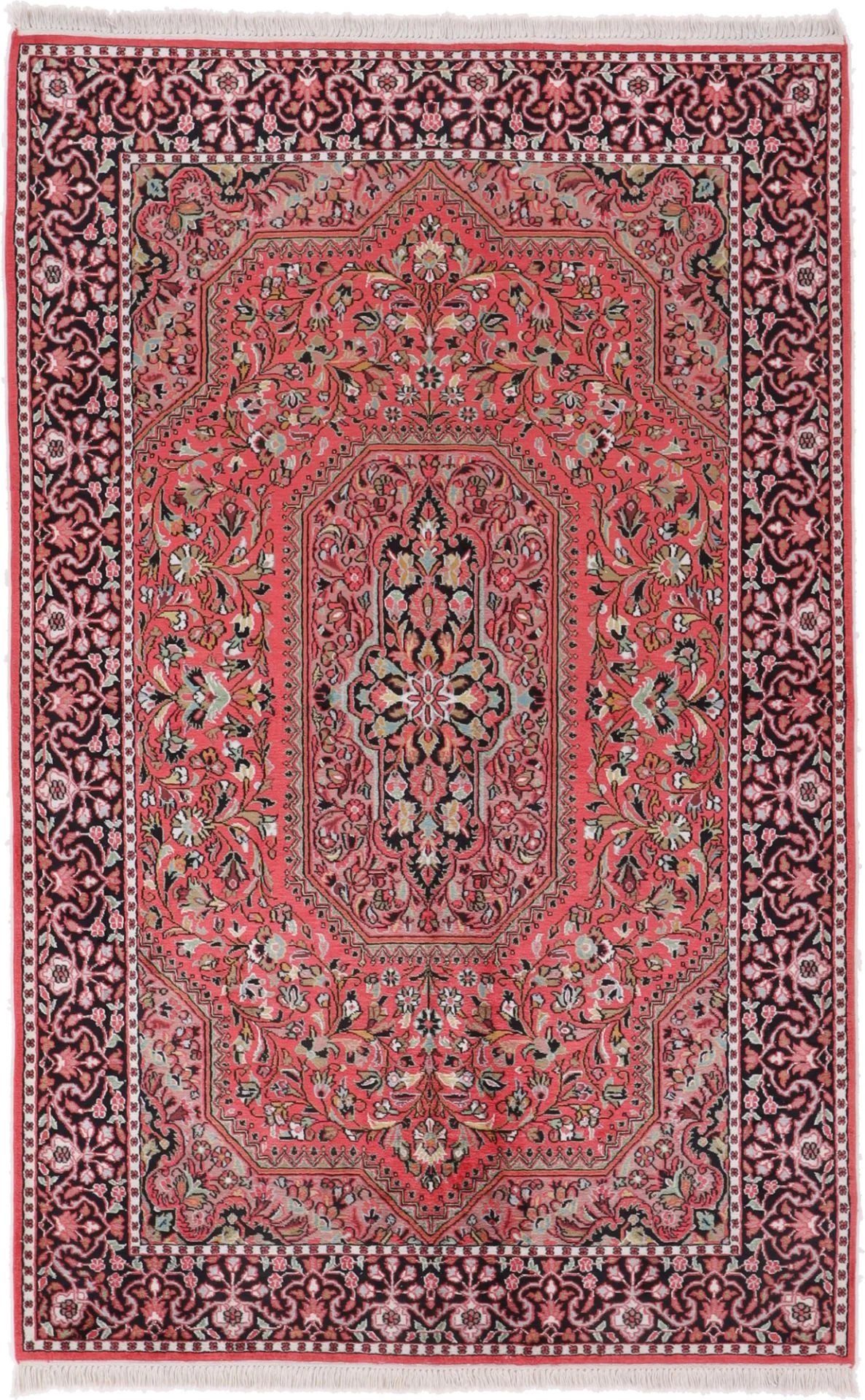 Indian Rug 245 × 156 cm in Wool, hand-knotted