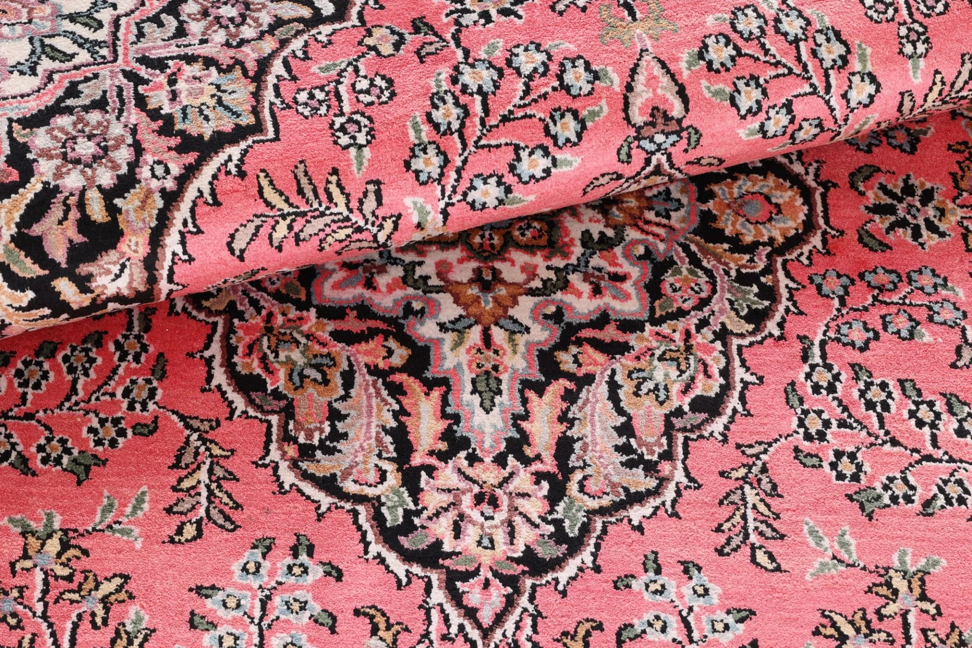 Kars Indian Rug 190 × 126 cm in Wool, hand-knotted - Image 8
