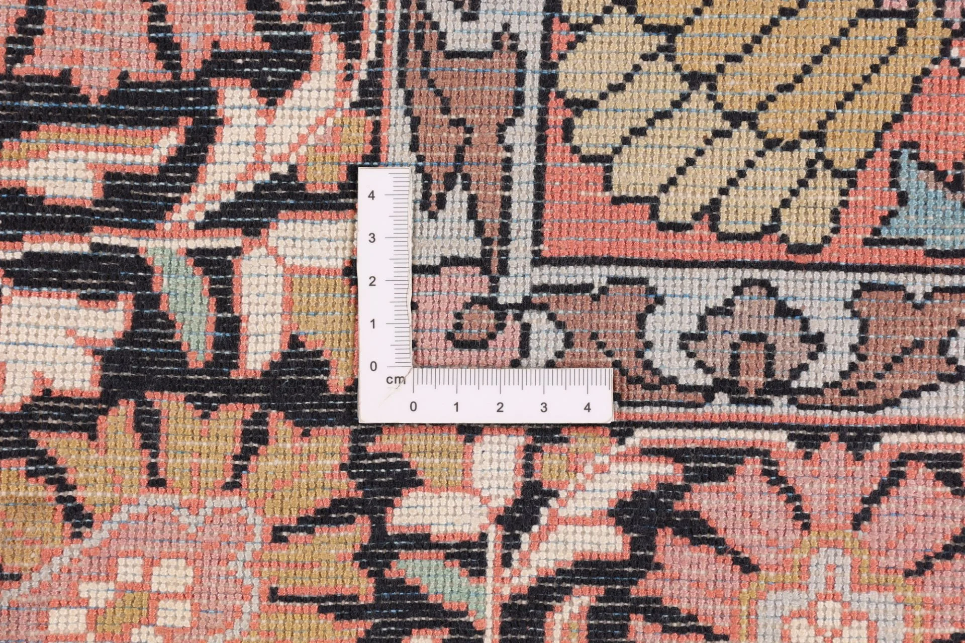 Indian Rug 182 × 123 cm in Wool, hand-knotted - Image 9