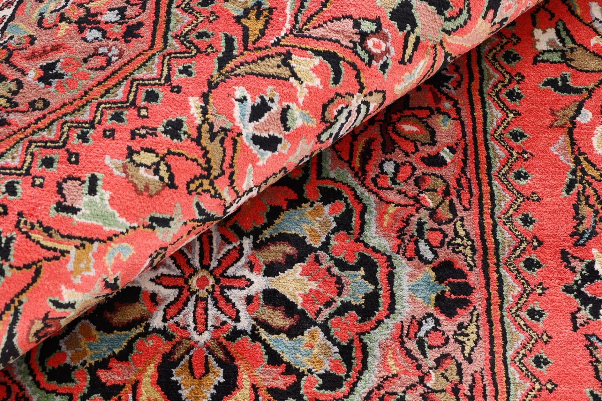 Indian Rug 245 × 156 cm in Wool, hand-knotted - Image 8