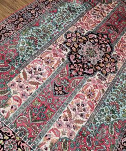 Qom Persian Rug 272 × 192 cm, wool & silk, hand-knotted — view 2