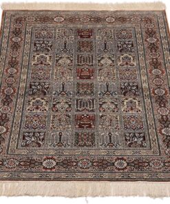 Qom Oriental Rug 122 × 76 cm, silk, hand-knotted — view 2