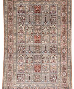 Qom Oriental Rug 122 × 76 cm, silk, hand-knotted