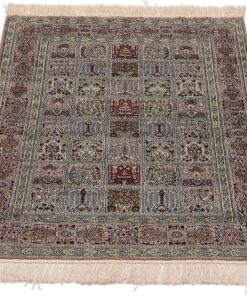 Qom Oriental Rug 122 × 78 cm, silk, hand-knotted — view 2
