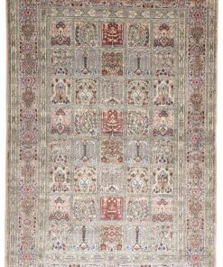 Qom Oriental Rug 122 × 78 cm, silk, hand-knotted