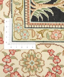 Qom Oriental Rug 155 × 93 cm, silk, hand-knotted — view 3