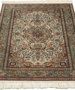 Qom Oriental Rug 153 × 94 cm, silk, hand-knotted — view 2