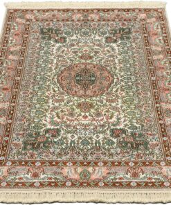 Qom Oriental Rug 154 × 94 cm, silk, hand-knotted — view 2