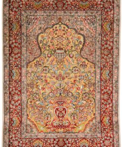 Hereke Oriental Rug 142 × 104 cm, silk, hand-knotted